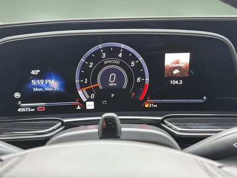 Used 2023 Cadillac Escalade V image 10