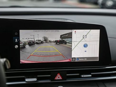 Certified 2024 Hyundai Elantra SEL w/ Convenience Package image 23