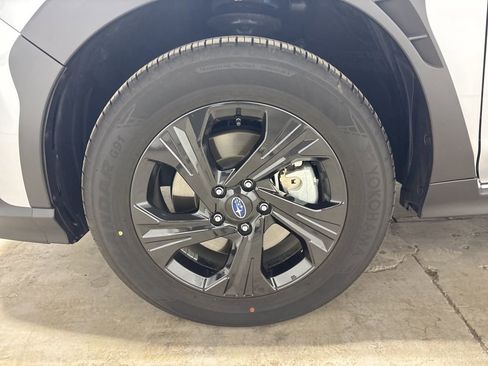 Certified 2025 Subaru Crosstrek 2.0i image 11