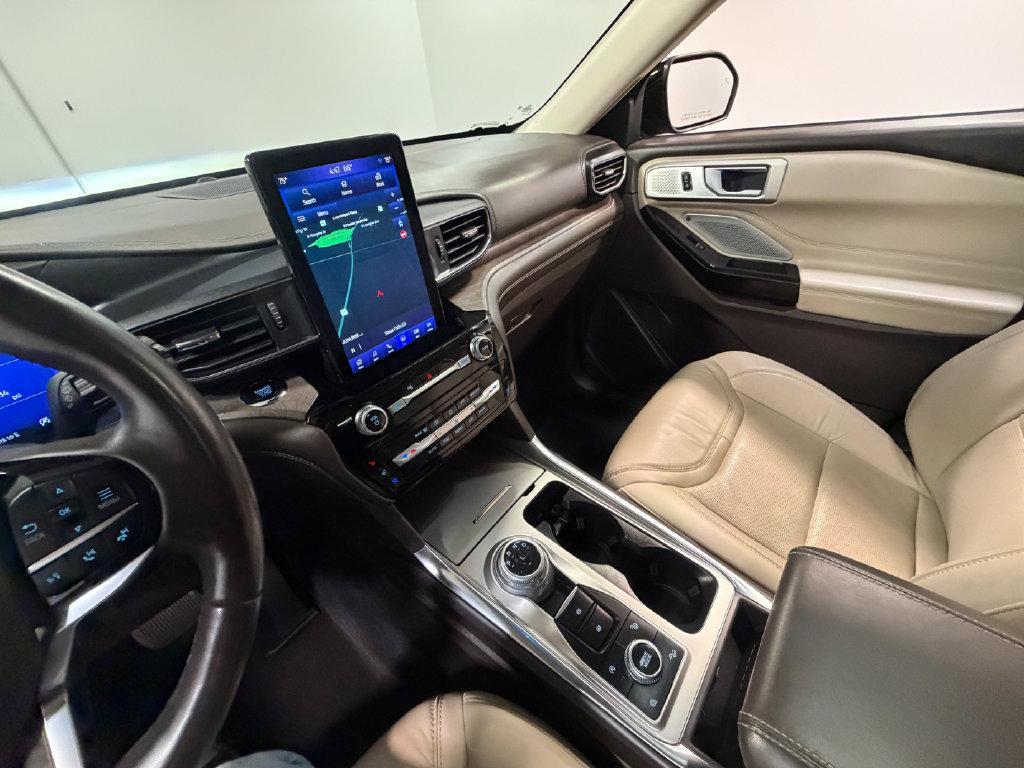 Used 2023 Ford Explorer Platinum w/ Technology Package AWD/4WD image 86