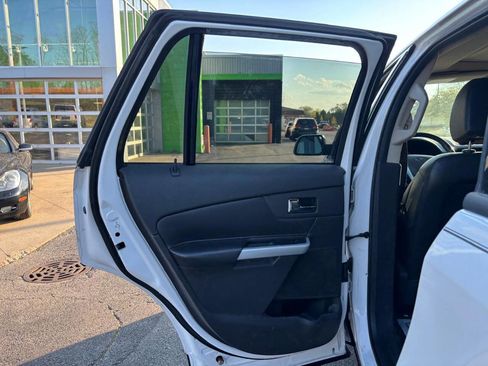 Used 2013 Ford Edge SEL FWD image 14