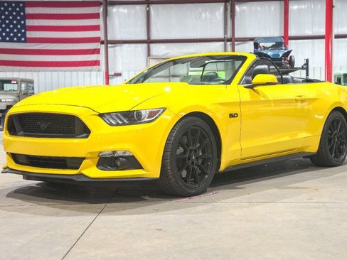 Used 2016 Ford Mustang GT Premium w/ Equipment Group 401A RWD image 1