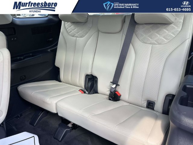 Used 2022 Hyundai Palisade Calligraphy FWD image 17