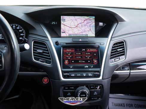 Used 2018 Acura RLX w/ Technology Package image 31