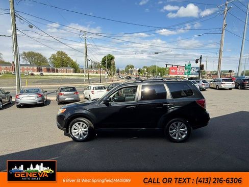 Used 2011 Subaru Forester 2.5X Premium w/ All-Weather Pkg AWD/4WD image 8