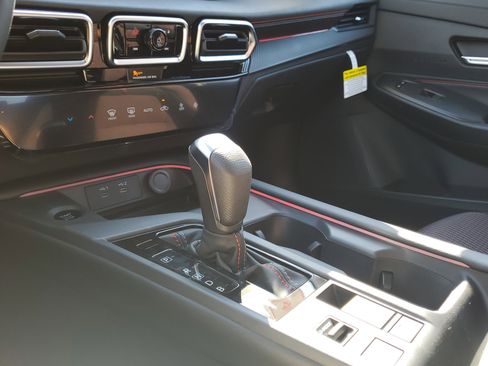 New 2026 Nissan Sentra SR image 13