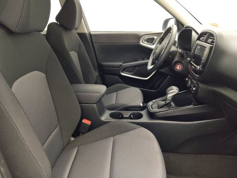 Used 2022 Kia Soul LX w/ Technology Package FWD image 21