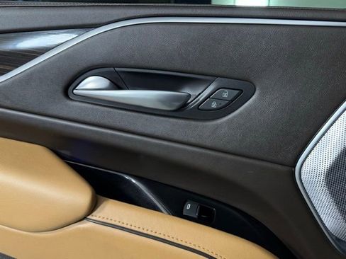 Certified 2023 Cadillac Escalade Sport w/ LPO, ONYX Package image 28