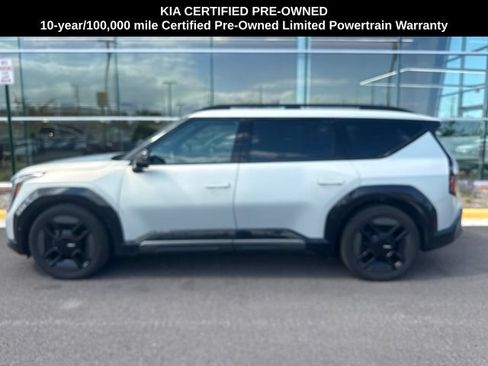 Certified 2024 Kia EV9 GT-Line AWD/4WD image 3
