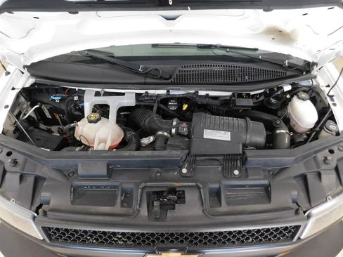 Used 2021 Chevrolet Express 2500 w/ Driver Convenience Package RWD image 10
