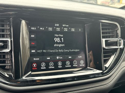 Used 2024 Dodge Durango SXT w/ 3rd Row Seating Group image 27