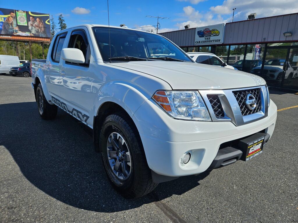 Used 2016 Nissan Frontier PRO-4X w/ Pro-4x Graphics Package AWD/4WD image 3