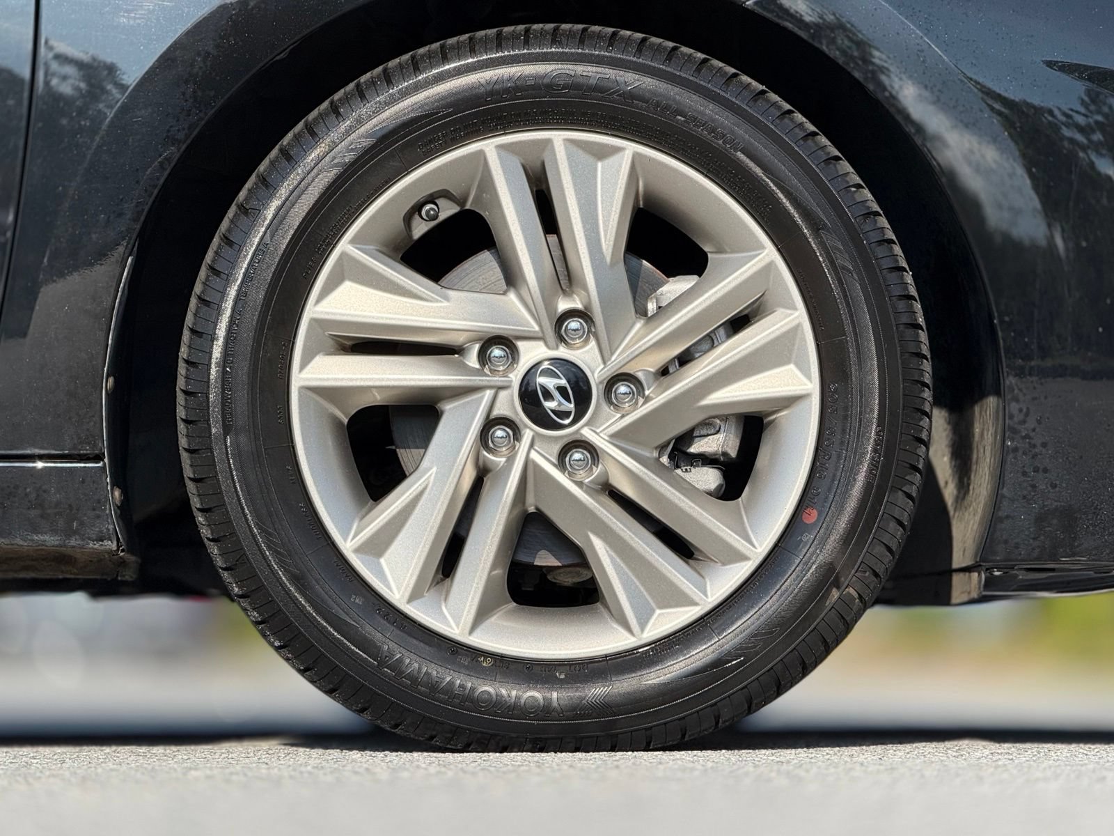 Used 2019 Hyundai Elantra SEL FWD image 19