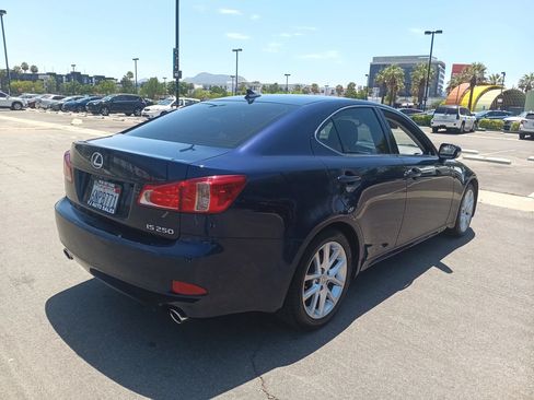 Used 2011 Lexus IS 250 w/ Premium Pkg Value Edition RWD image 8