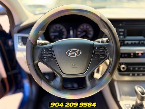 Used 2017 Hyundai Sonata SE FWD image 12