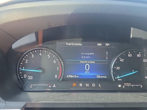 Used 2022 Ford Explorer XLT AWD/4WD image 14