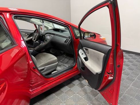 Used 2015 Toyota Prius Two FWD image 23