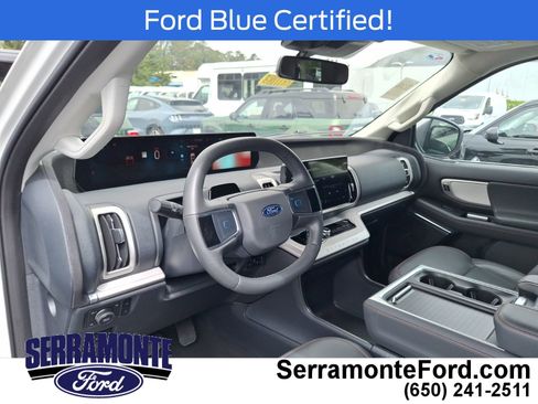Used 2025 Ford Expedition Max Active image 8