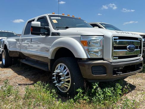 Used 2016 Ford F450 King Ranch AWD/4WD image 3