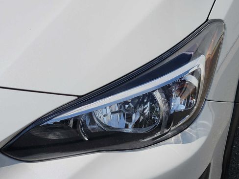 Used 2023 Subaru Crosstrek 2.0i Premium image 9