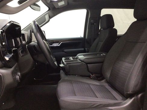 Used 2023 Chevrolet Silverado 1500 LT image 9