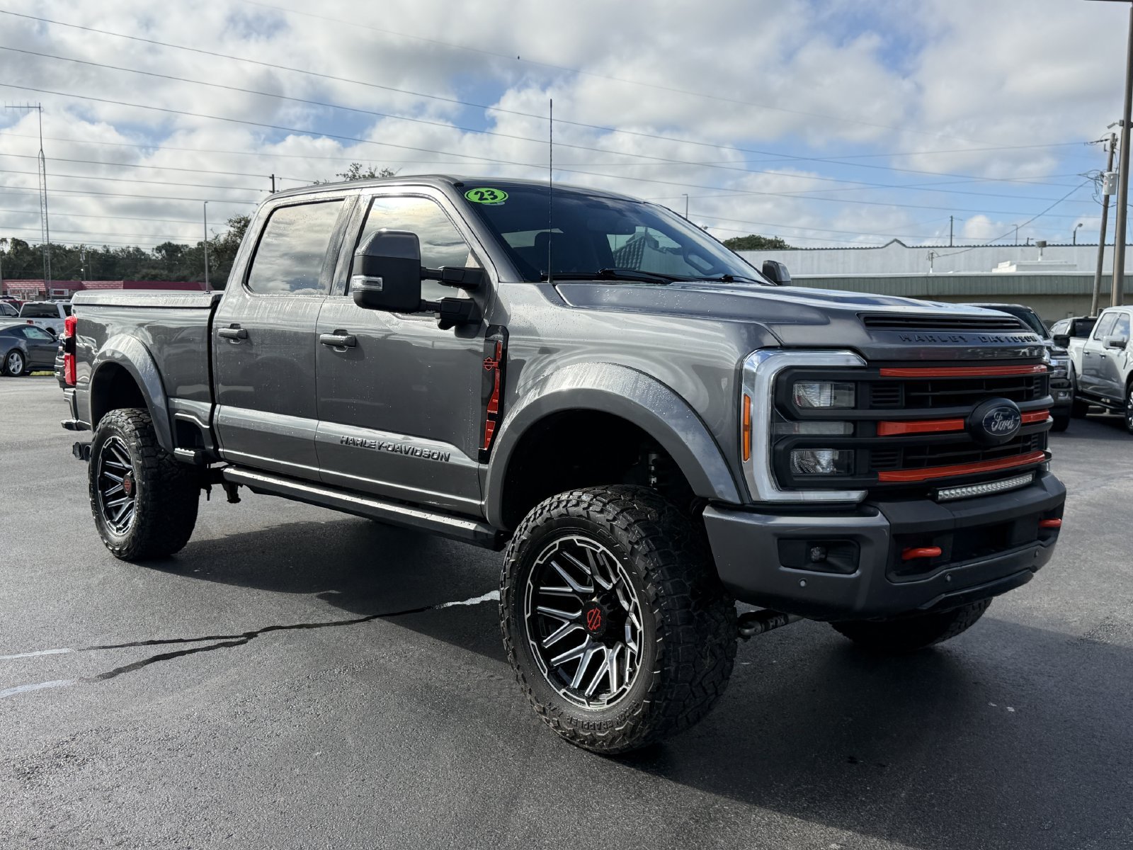 Used 2023 Ford F250 Lariat w/ Lariat Ultimate Package AWD/4WD image 2