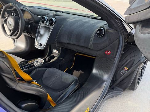 Used 2020 McLaren 600LT Spider RWD image 29
