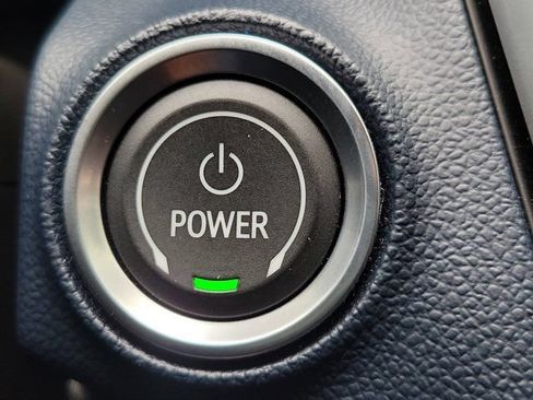 Used 2023 Chevrolet Bolt EUV Premier w/ Sun & Sound Package FWD image 28