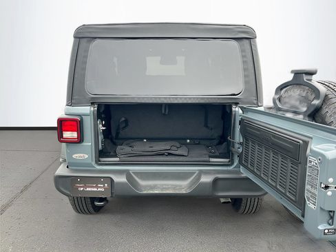Used 2025 Jeep Wrangler Sport AWD/4WD image 24