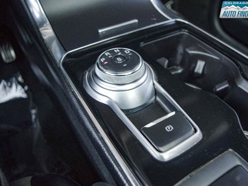 Used 2019 Ford Edge ST w/ Equipment Group 401A AWD/4WD image 19