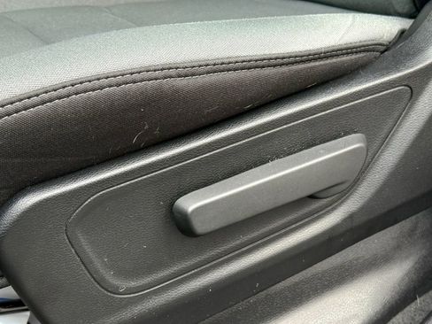 Used 2024 RAM 1500 Big Horn image 16