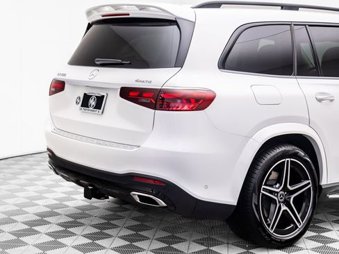 New 2026 Mercedes-Benz GLS 450 4MATIC image 34