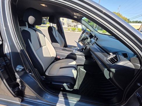 Used 2018 Honda Civic Sport image 15