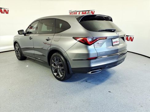 Used 2022 Acura MDX A-Spec image 2