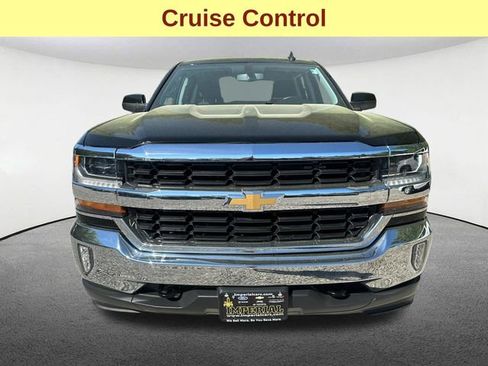 Used 2018 Chevrolet Silverado 1500 LT w/ All Star Edition AWD/4WD image 4