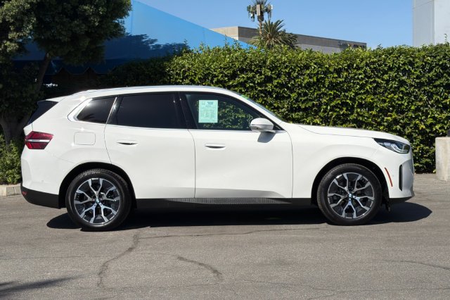 Used 2026 BMW X3 xDrive30i AWD/4WD image 3