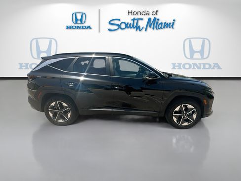 Used 2025 Hyundai Tucson SEL FWD image 8