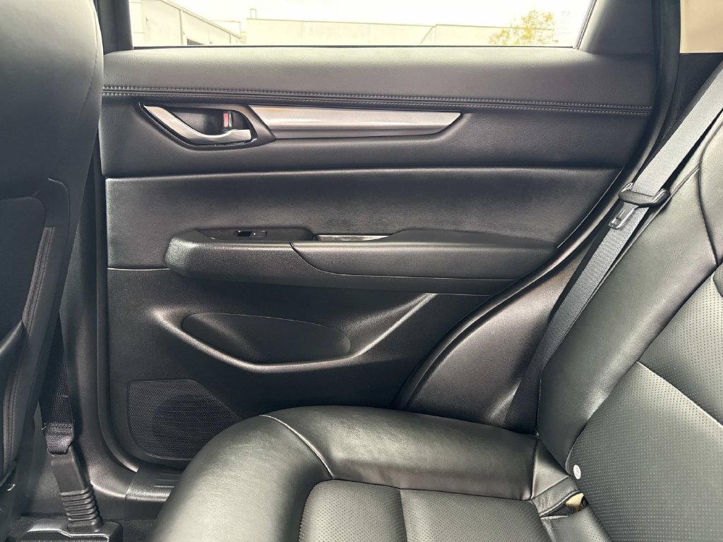 Used 2025 MAZDA CX-5 AWD 2.5 S w/ Select Package image 17