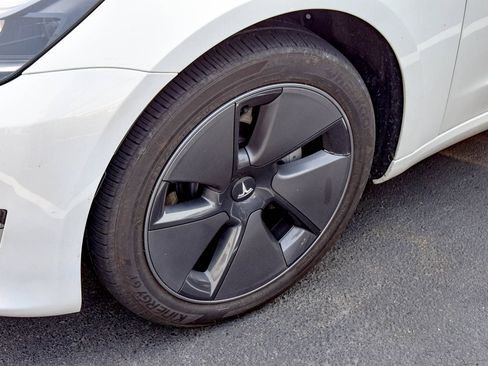 Used 2023 Tesla Model 3 Long Range AWD/4WD image 22