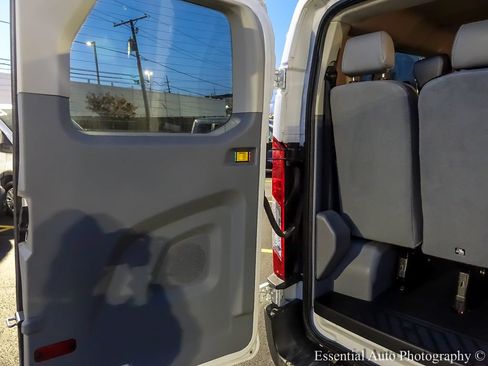 Used 2016 Ford Transit 350 XL RWD image 19