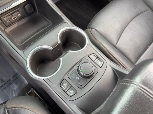 Used 2019 GMC Terrain SLT w/ Preferred Package image 22