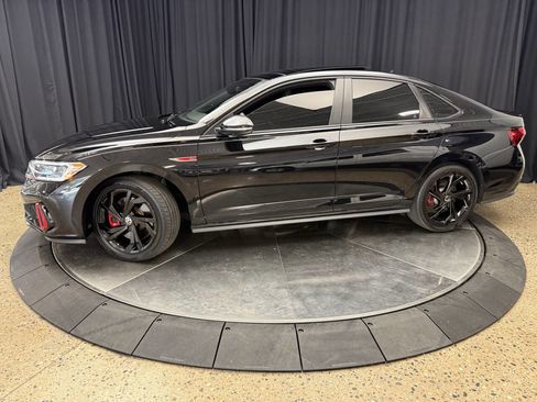 Used 2024 Volkswagen Jetta GLI Autobahn w/ GLI Black Package image 3