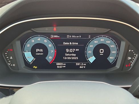 Used 2025 Audi Q3 2.0T Premium w/ Convenience Package image 20