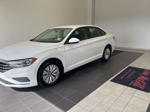 Used 2019 Volkswagen Jetta S FWD image 2