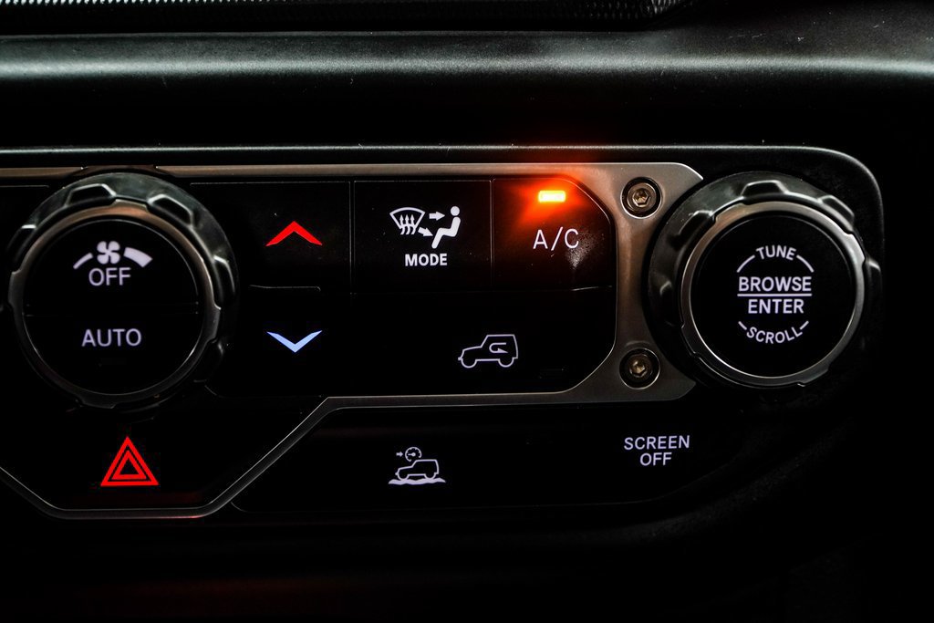 Used 2022 Jeep Wrangler Unlimited Rubicon AWD/4WD image 26
