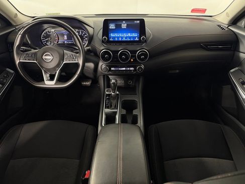 Used 2025 Nissan Sentra SR FWD image 13