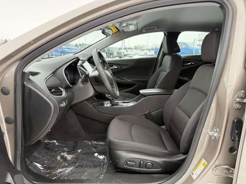 Used 2024 Chevrolet Malibu LT image 10