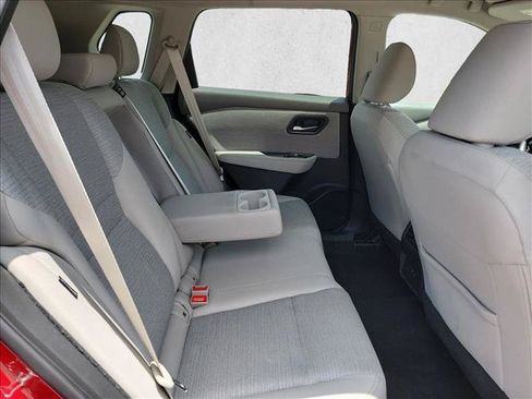 Used 2023 Nissan Rogue SV FWD image 12