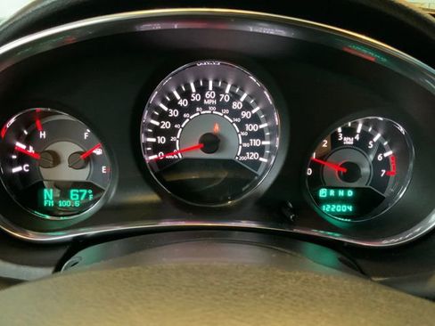 Used 2013 Chrysler 200 Touring FWD image 21