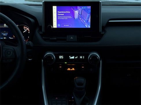 Used 2024 Toyota RAV4 XLE image 21